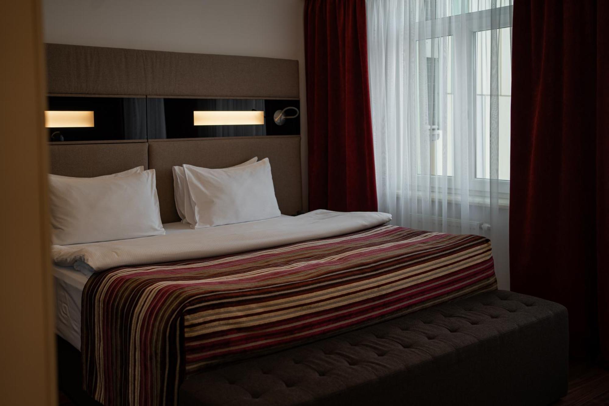 11 Mirrors Design Hotel Kijev Kültér fotó